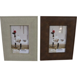 Plastic photo frame 22x17cm