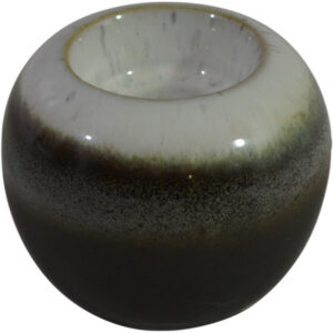 Ceramic tealight holder