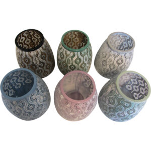 Metal candle holder