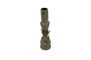 Mango wood taper candle holder d.7x26cm