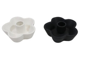 A23082165.JPG Ceramic taper candle holder 11x11x4cm