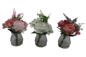 Rose + hydrangea in glass vase 24cmH