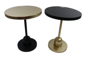Metal table d.35x44cm