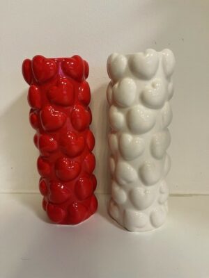 Ceramic vase in heart shape d.7 x20cm