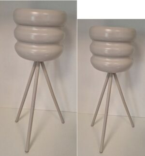 Metal flower pot S/2